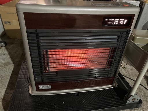 CORONA/コロナ FF式石油ストーブ 木造18畳 FF-SG6815K FF式 2015年製　スペースネオ　内部エアー清掃　燃焼確認済み