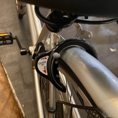 【10月末まで防犯登録料無料！】26インチLEDライト　自転車　シルバーの画像