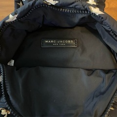 MARC JACOBS 星柄キルティングリュックの画像