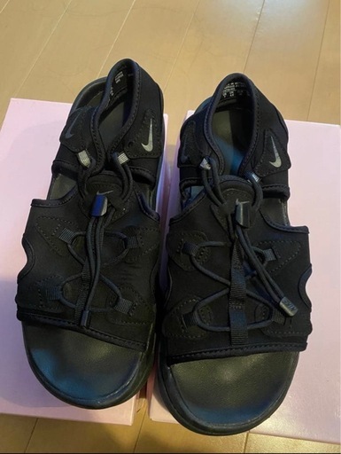 NIKE エアマックスココ ブラック&ホワイト　24cm