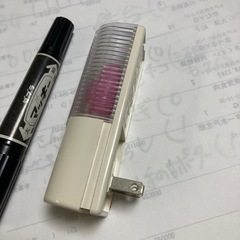 センサーライト　赤の画像