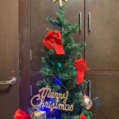 電飾ライト付きクリスマスツリー
&陶器のくまさんの画像