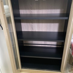 食器棚の画像