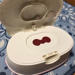 取り引き中　キティちゃん　ウェットシートケースの画像