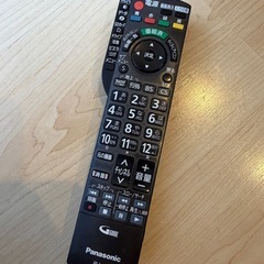 【土日値引き有】Panasonic 32型テレビ＋テレビ台付き！！動作良好！の画像