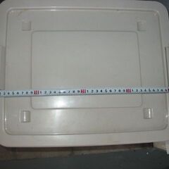 CD/DVD収納ケース7個他3個の画像