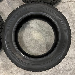 バリ山🔸ブリヂストン VRX ブリザック 205/60R16  ノア　ボクシー　ステップワゴン　セレナ　等に　スタッドレスタイヤの画像