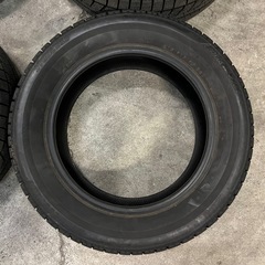 バリ山🔸ブリヂストン VRX ブリザック 205/60R16  ノア　ボクシー　ステップワゴン　セレナ　等に　スタッドレスタイヤの画像