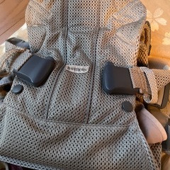 赤ちゃん　ベビー　抱っこ紐　BABYBJRN ベビービョルン ONE KAI Air ワンカイエアー 抱っこひも　美品の画像
