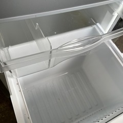 パナソニック Panasonic 冷蔵庫 NR-B142Wの画像