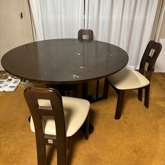 120センチ木製ダイニングテーブルの画像