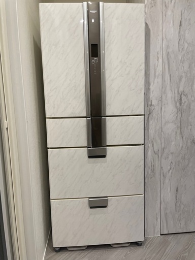 冷蔵庫　シャープ　463L 観音開き