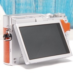 【美品】 LUMIX DMC-GF9 オレンジ 単焦点 25mm Wi-Fiの画像