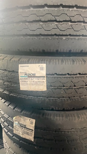 225/60r17.5 6本のみ