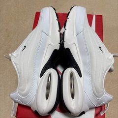 NIKE  スニーカー25.5の画像