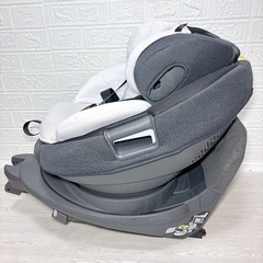 ［美品❗️］     combi　ザエス 　ZA-670 シート ベース 分離できる❗️ isofix式　固定で設置も簡単⭐️ の画像