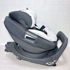 ［美品❗️］     combi　ザエス 　ZA-670 シート ベース 分離できる❗️ isofix式　固定で設置も簡単⭐️ の画像