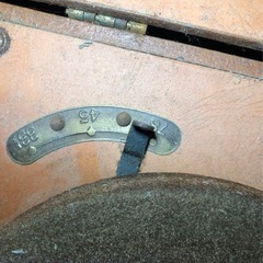 取引中アンティークレコードプレーヤーの画像