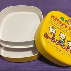 ハローキティ ミミィ パパ ママ 二段 重箱 弁当箱
の画像