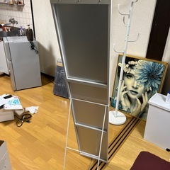 折りたたみ式全身鏡の画像