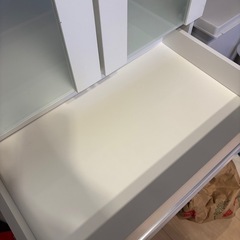 食器棚(ニトリ)の画像