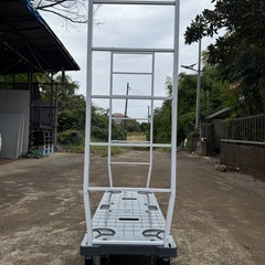 6輪台車 フットブレーキ付きW1260×D425×H1520mm 台車　引取限定
の画像