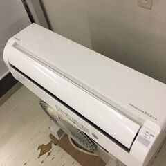  25143  ルームエアコン 白くまくん 100V HITACHI 2023年製 10畳用 ◆大阪市内・東大阪市他 6,000円以上ご購入で無料配達いたします！◆ ※高槻・枚方方面◆西宮・尼崎方面◆生駒方面　それぞれ条件付き無料配送あり！            の画像