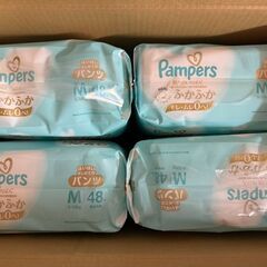 新品未使用　パンパース（Pampers）パンツＭはいはい（スーパージャンボ）192枚（48枚Ｘ4個）の画像