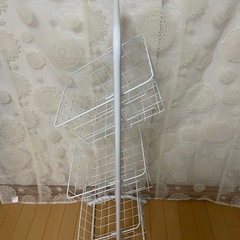 スチールラックの画像