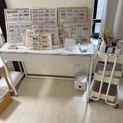 ネイルサロン家具の画像
