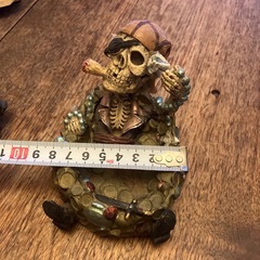 お話し中‼️スカル灰皿の画像