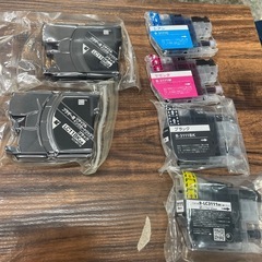 プリンター　替えのインクカートリッジ付きの画像