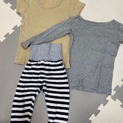 美品！冬物　フリースなど　80センチの画像