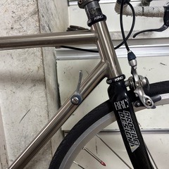 UTT75製のTitanium(チタン製)フレーム　ロードバイク 超軽量ロードバイク の画像