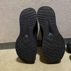 アディダス　スニーカーの画像
