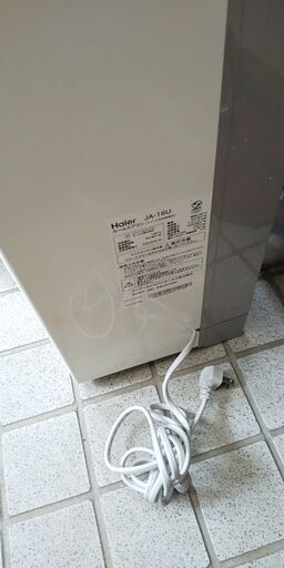 窓用エアコン　ハイアール　JA-16U W　2020年製