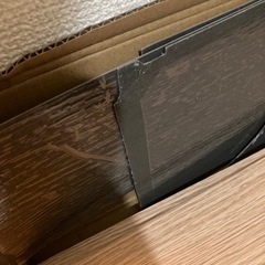 床材（裏に粘着あり）の画像