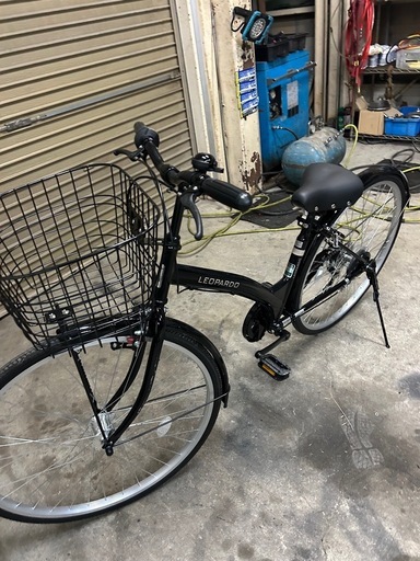 新古車　27インチ　オートライト　6段変速付き