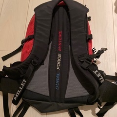 登山リュック 防水コーティング剥がれの画像