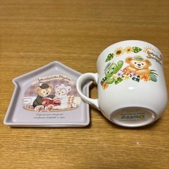 ディズニー　ダッフィー＆フレンズ　マグカップ＆ミニプレートの画像