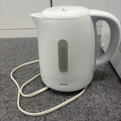 電子レンジ、ケトルの画像