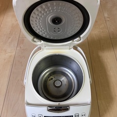 炊飯器の画像