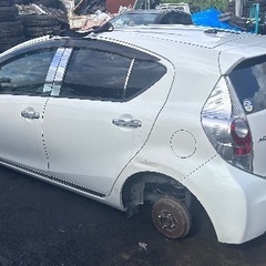 ★不要車、不動車買い取ります★廃車、過走行車、事故車、車検切れ トラック、乗用車、軽自動車 どんな車でもご相談くださいの画像