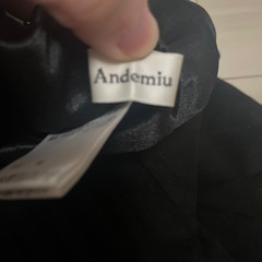 Andemiu タイトスカートの画像