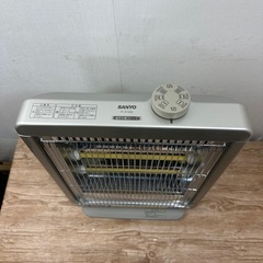 三洋電機（SANYO）の遠赤外線ストーブR-E10Bの画像