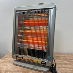 三洋電機（SANYO）の遠赤外線ストーブR-E10Bの画像
