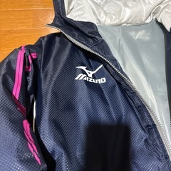 メンズMサイズ　ミズノベンチコートの画像
