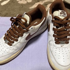NIKE NIKE Air Force 1 ホワイト/ブラウン　29の画像