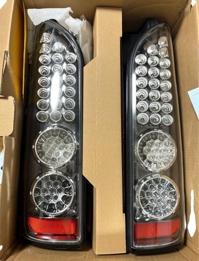 【新品】MBROエムブロ バレルLEDテールランプ　ハイエース200系