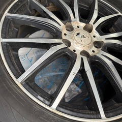 ダンロップ　スタッドレスタイヤ　225 65R17の画像
